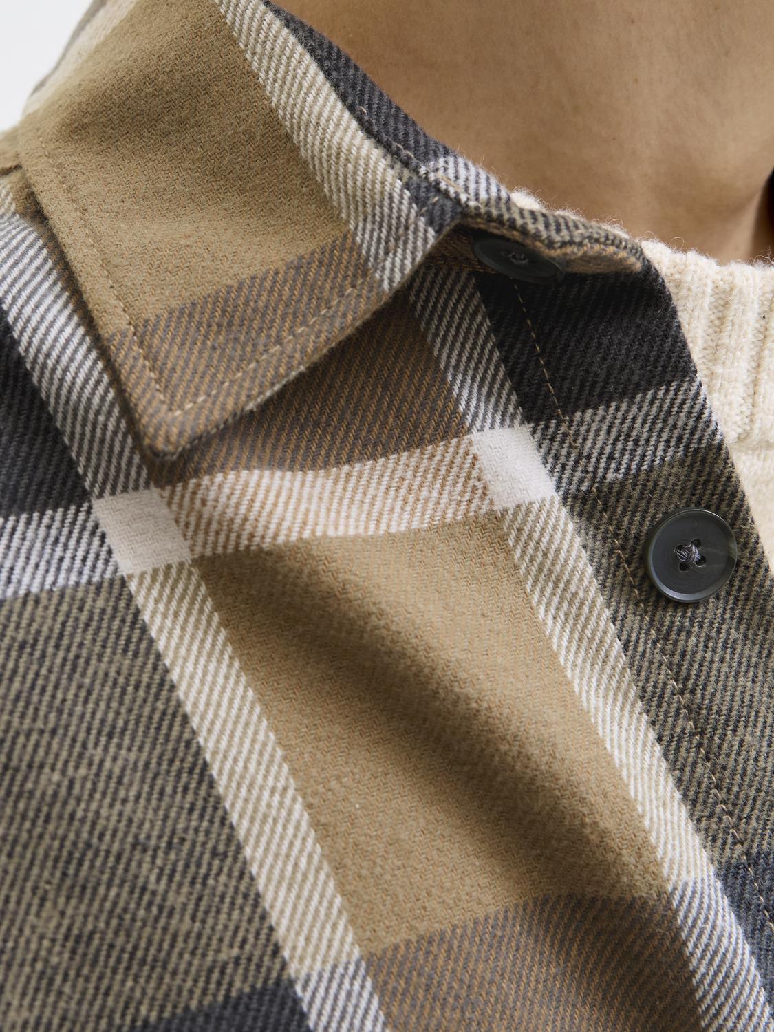 model_shot-detail